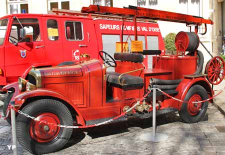 Delahaye 109 PS (Premiers secours) pompier