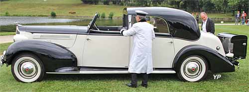Packard Eight 1602 (16e série) coupé chauffeur Franay