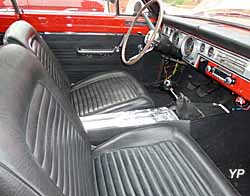 Plymouth Valiant Barracuda Sport Hardtop 2 doors