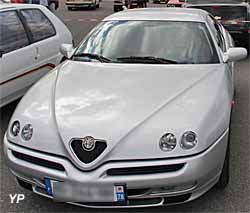 Alfa Romeo GTV (916) coupé