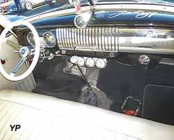 Chevrolet 1951 Deluxe Sport Coupé