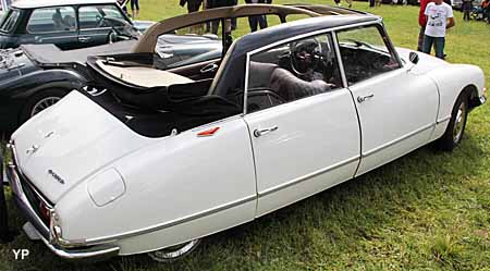 Citroën DS découvrable Chapron 