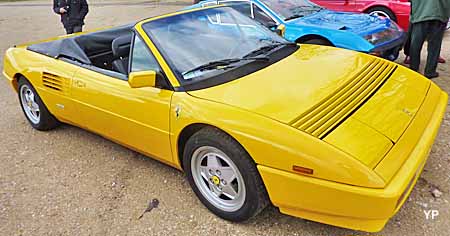 Ferrari Mondial T cabriolet