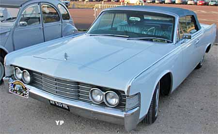 Lincoln Continental 1961 convertible