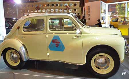 Renault 4 CV Le Cap