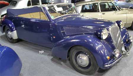 Citroën Traction 15-6 cabriolet Worblaufen