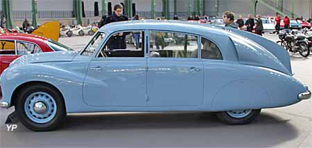 Tatra T87 berline