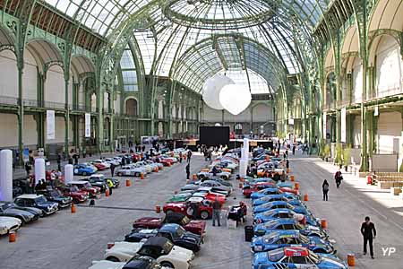 Départ du Tour Auto 2013 sous la verrière du Grand Palais