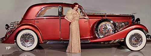 Duesenberg model J Sunroof Sport Sedan Queen of Diamonds