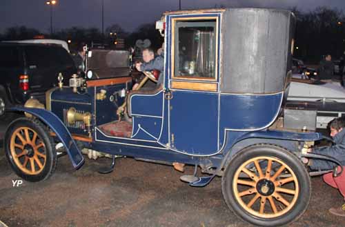 Hispano-Suiza T24 coupé chauffeur Mühlbacher