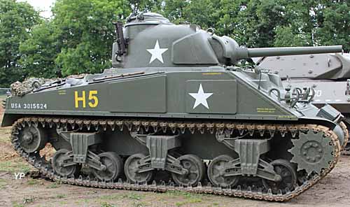 Char Sherman M4 A2