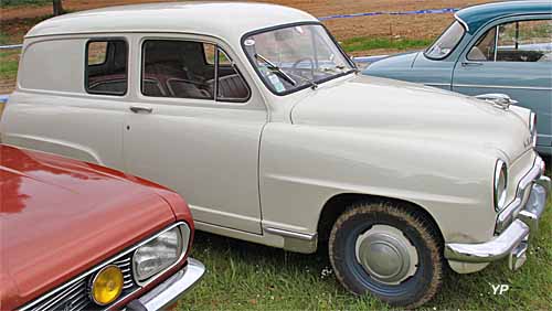 Simca Aronde Commerciale