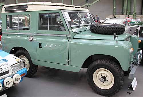 Land Rover Series IIA 88