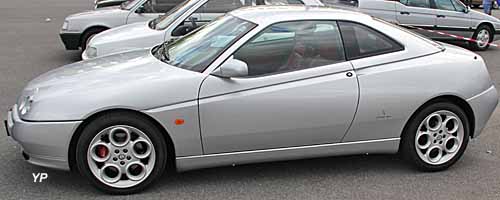 Alfa Romeo GTV (916) coupé