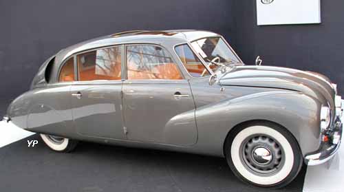 Tatra T87 berline