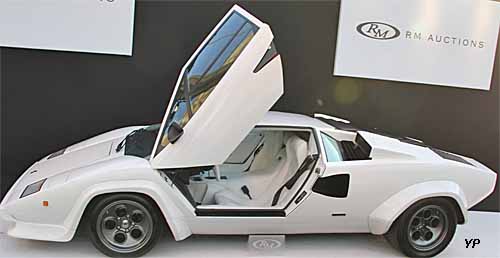 Lamborghini Countach LP400S