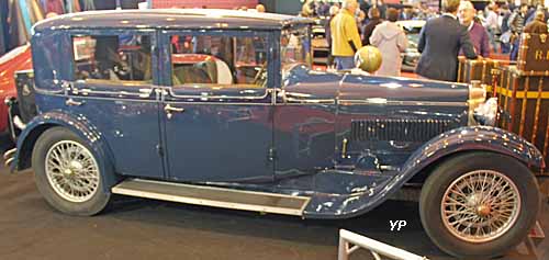 Bugatti type 44 berline sport Vanvooren
