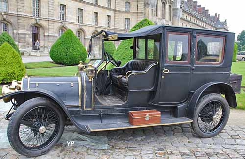Delaunay-Belleville HC4 coupé de ville Rothschild