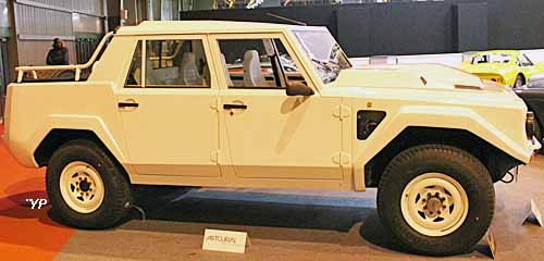 Lamborghini LM002