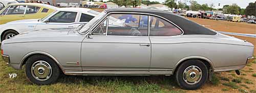 Opel Commodore coupé 2500