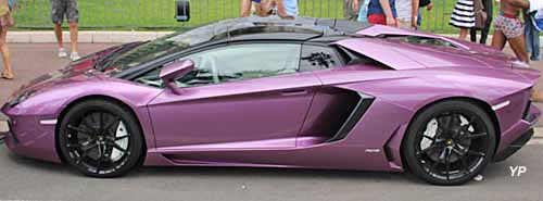 Lamborghini Aventador LP 700-4 Roadster