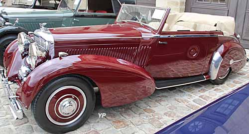 Bentley 4 1/4 l (Derby) cabriolet James Young à portes parallèles