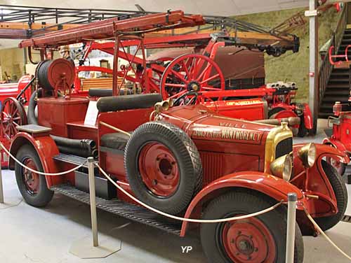 Bomba de primeiros socorros Delahaye tipo 87