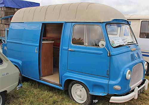 Renault Estafette 800 surélevée