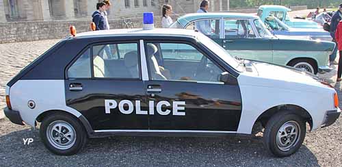 Renault 14 TS pie Police