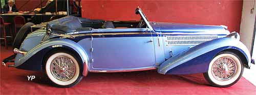 Delahaye 135M cabriolet Chapron (doc. Yalta Production)