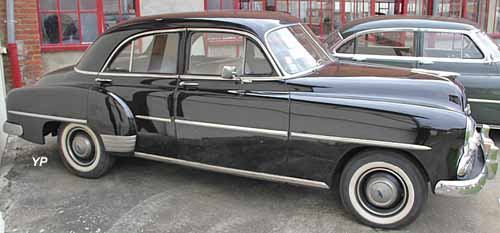 Chevrolet 1952 Deluxe Sedan