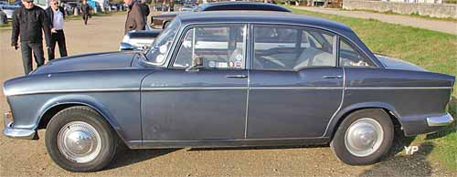 Humber Hawk S4 saloon