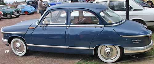 Panhard PL17 Grand Standing coupleur Jaeger