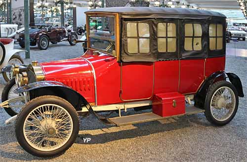 De Dion Bouton type DH limousine