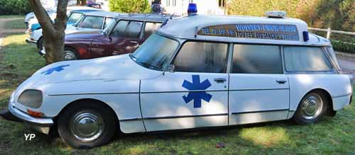 Citroën DS 20 Ambulance Petit