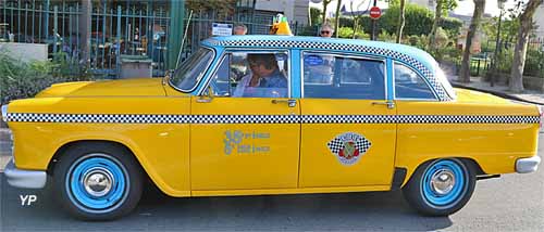 Checker taxi A11