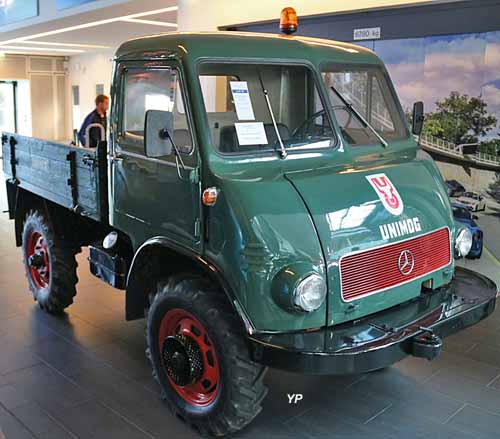 Chassi longo Mercedes Unimog 411 