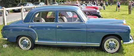 Mercedes 220 S -  W180 