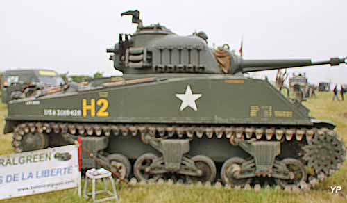 Char Sherman M4 105
