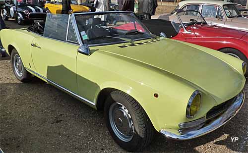 Fiat 124 spider