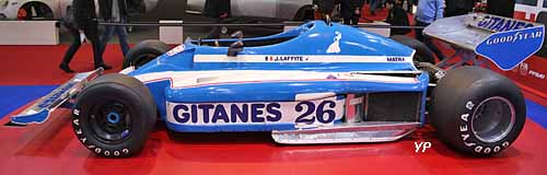 Ligier JS7