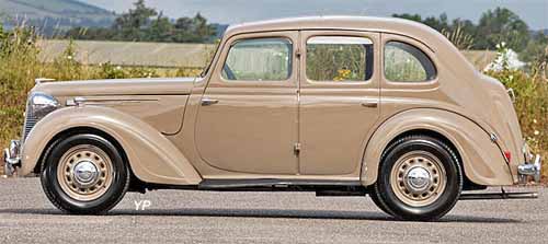 Austin 16hp Saloon