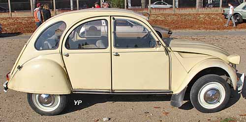 Citroën 2CV 6, 2CV 6 Club