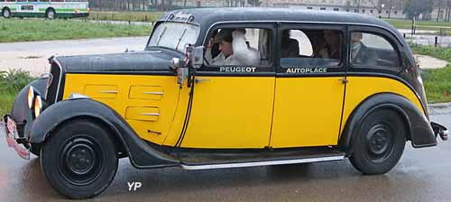 Peugeot 401 DL Limousine / DLT Taxi
