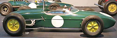 Lotus 18