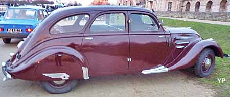 Peugeot 402