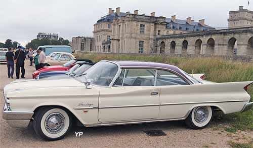 Chrysler Saratoga 2 Door Hardtop