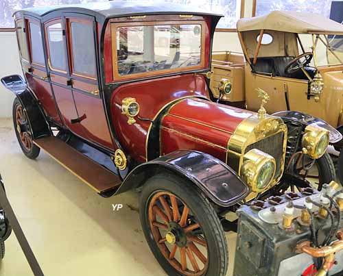 Léon Bollée type G1 double berline de voyage