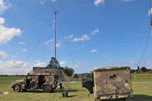 Horch 901 Kfz 17 radio