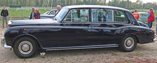 Rolls-Royce Phantom VI limousine